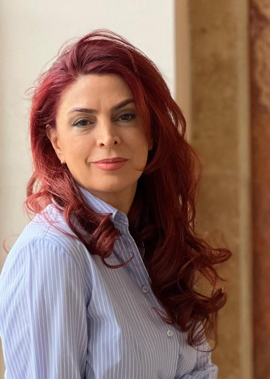 Dr. Yvette Tajarian, Leiterin des Museums des Matenadaran in Jerewan